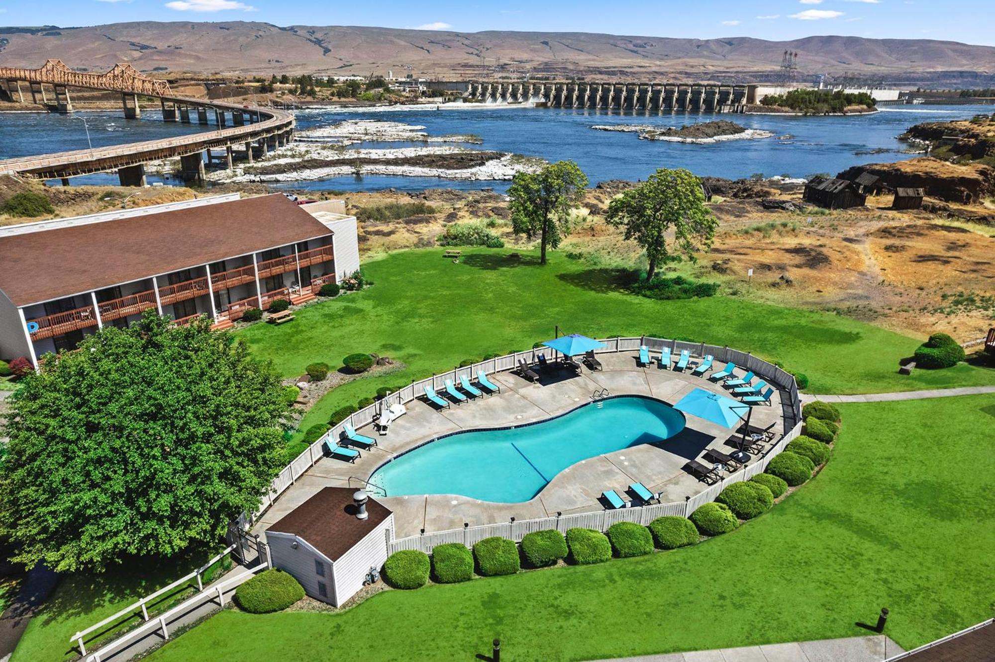 Columbia River Hotel, Ascend Hotel Collection The Dalles Eksteriør bilde