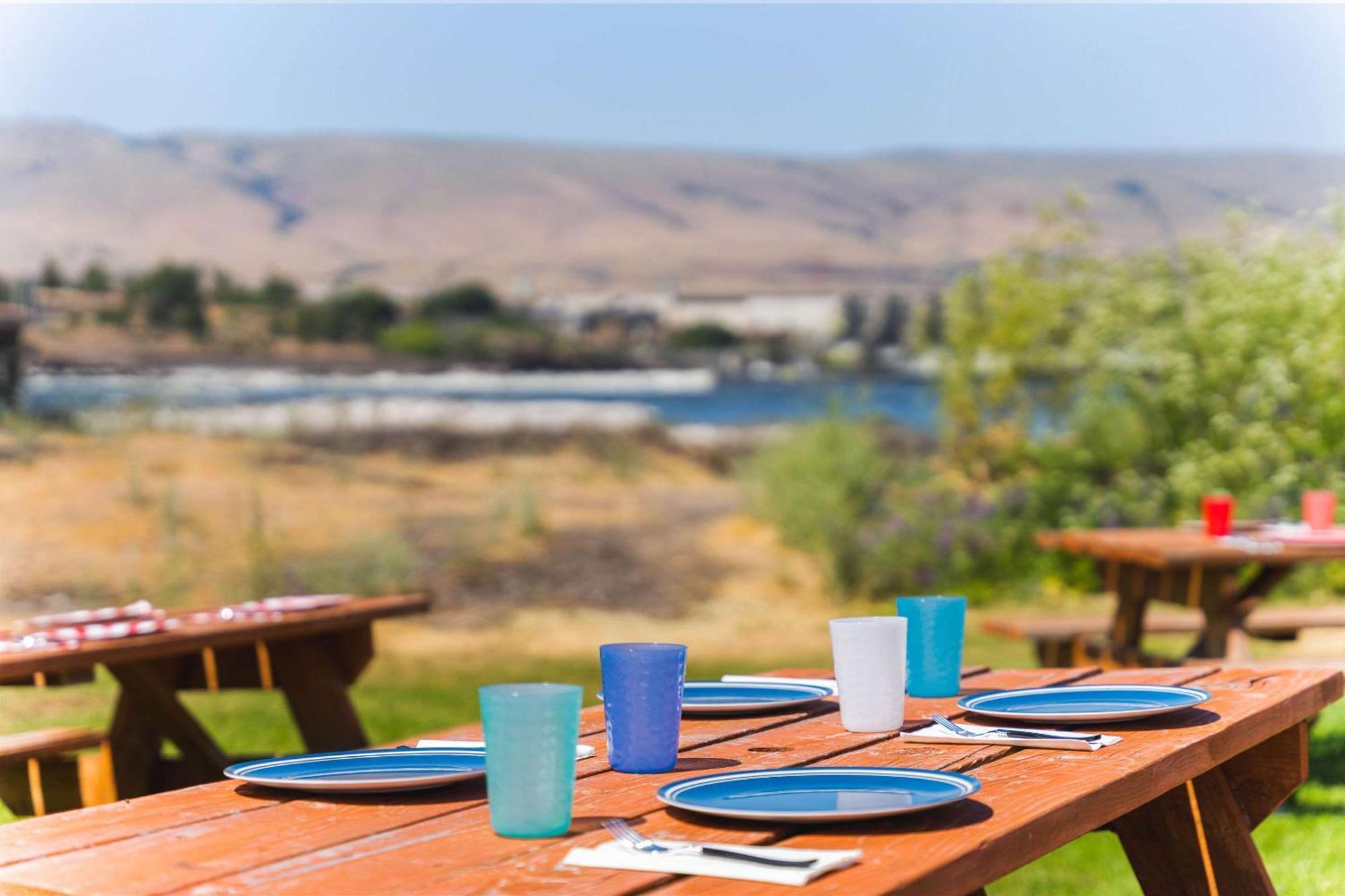 Columbia River Hotel, Ascend Hotel Collection The Dalles Eksteriør bilde