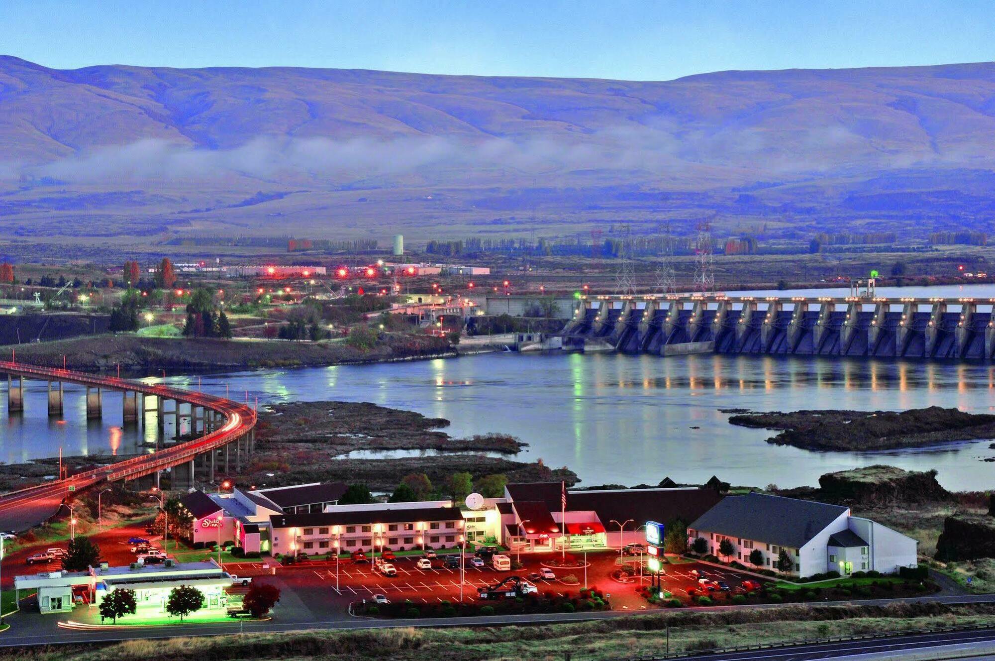 Columbia River Hotel, Ascend Hotel Collection The Dalles Eksteriør bilde